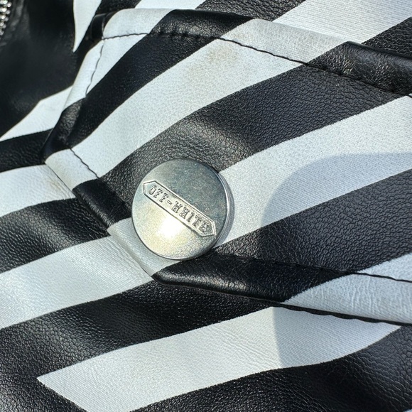 Off-White edgy stripped jacket - Picture 3 of 12